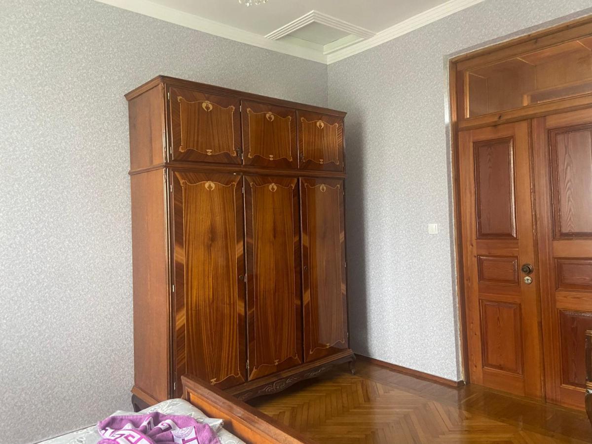 Luka Family Guest House Batumi Exterior foto