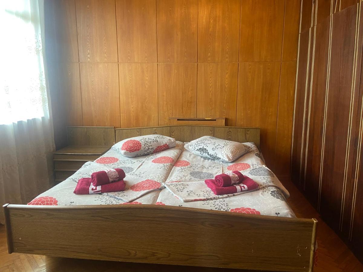 Luka Family Guest House Batumi Exterior foto